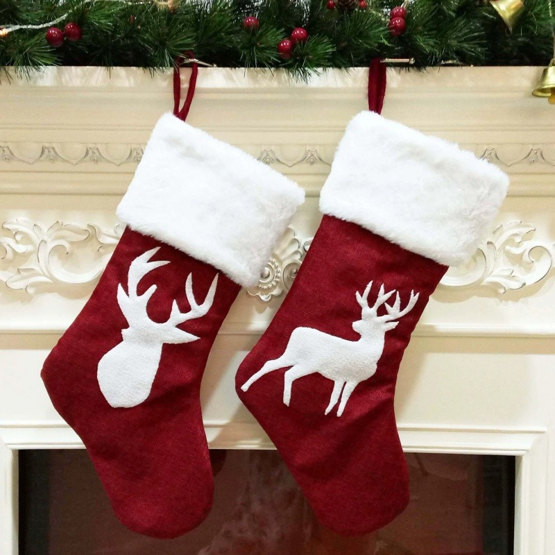 Red Santa Stocking Elk Snowfla - Embroidery Xmas Stocking recensie en prijs