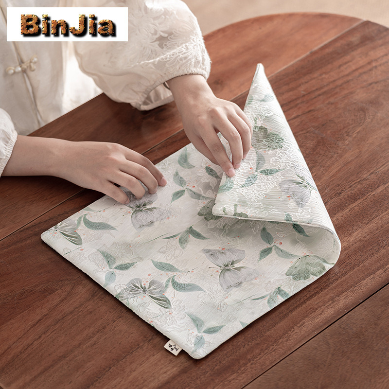 Brocade Embroidery Shadow Butt - Embroidery Service recensie en prijs