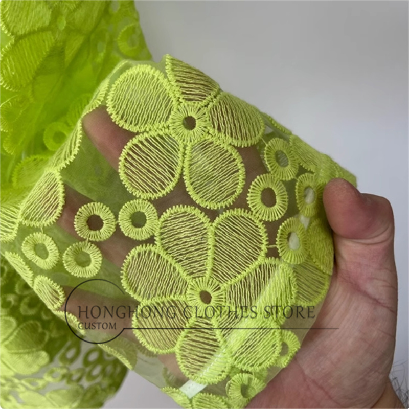Fluorescent yellow heavy embro - Embroidery Yellow recensie en prijs