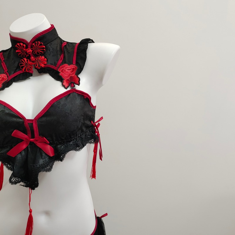 Gothic Vintage Cheongsam Linge - Embroidery Underwear recensie en prijs
