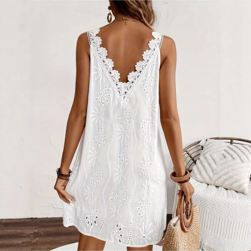 Women's White V Neck Eyelet Em - Embroidery Eyelet recensie en prijs