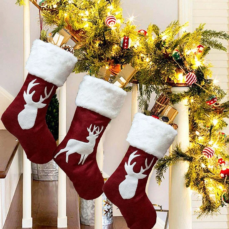 Red Santa Stocking Elk Snowfla - Embroidery Xmas Stocking recensie en prijs