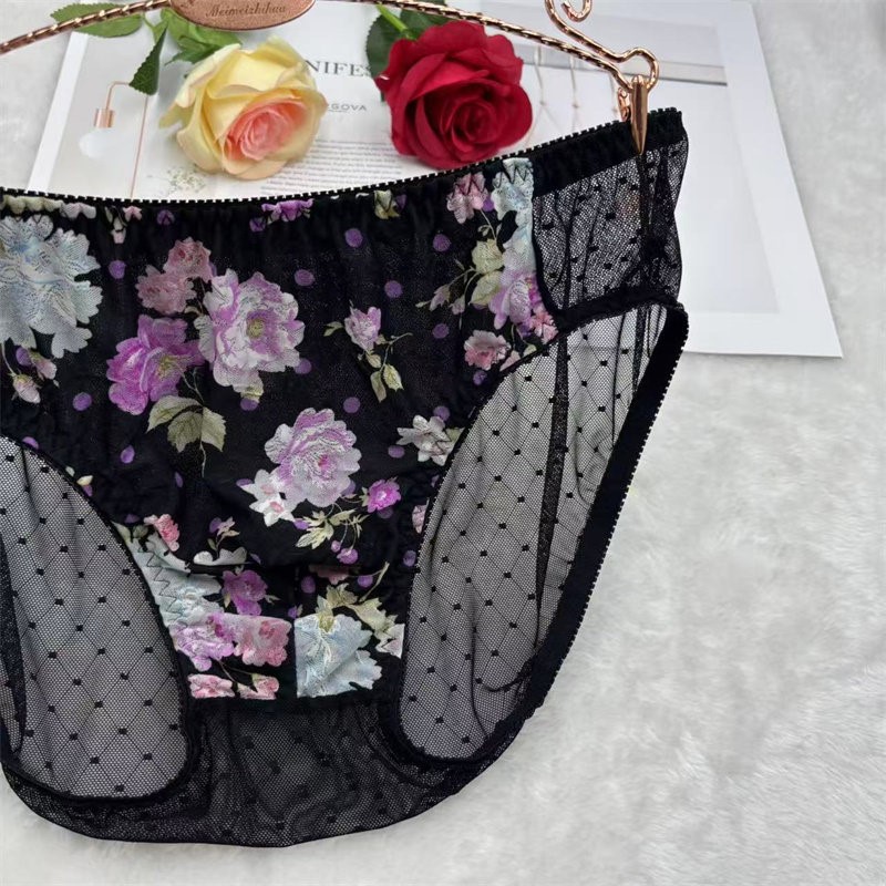 Man's Flower Embroidery Sexy P - Embroidery Underwear recensie en prijs