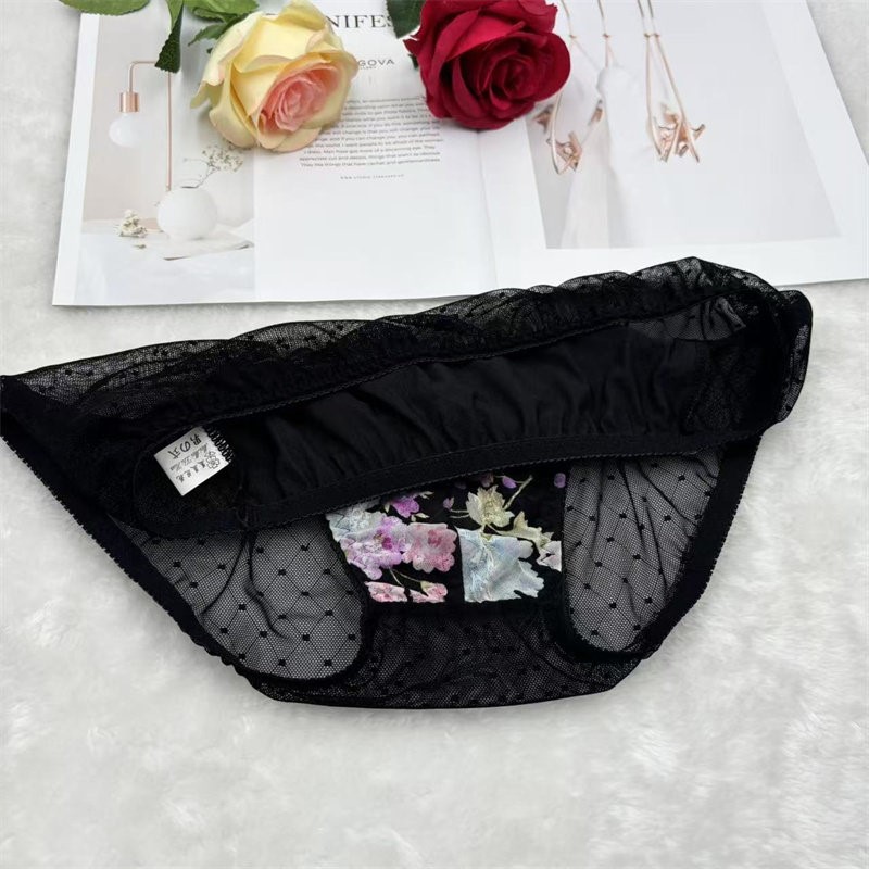 Man's Flower Embroidery Sexy P - Embroidery Underwear recensie en prijs