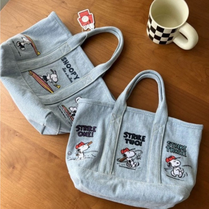 New Snoopy Comic Denim Tote, L - Embroidery Service recensie en prijs