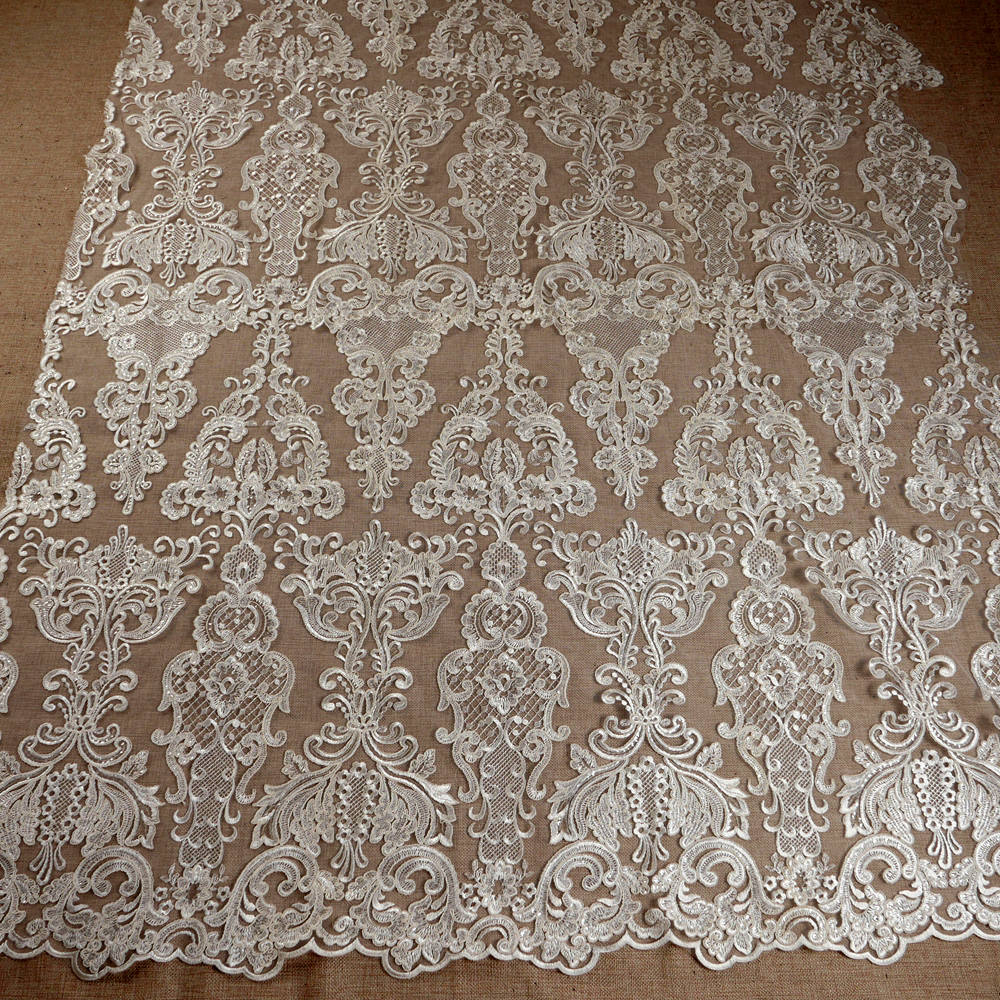 HelluyerDc ivory,black sequins - Embroidery Software recensie en prijs