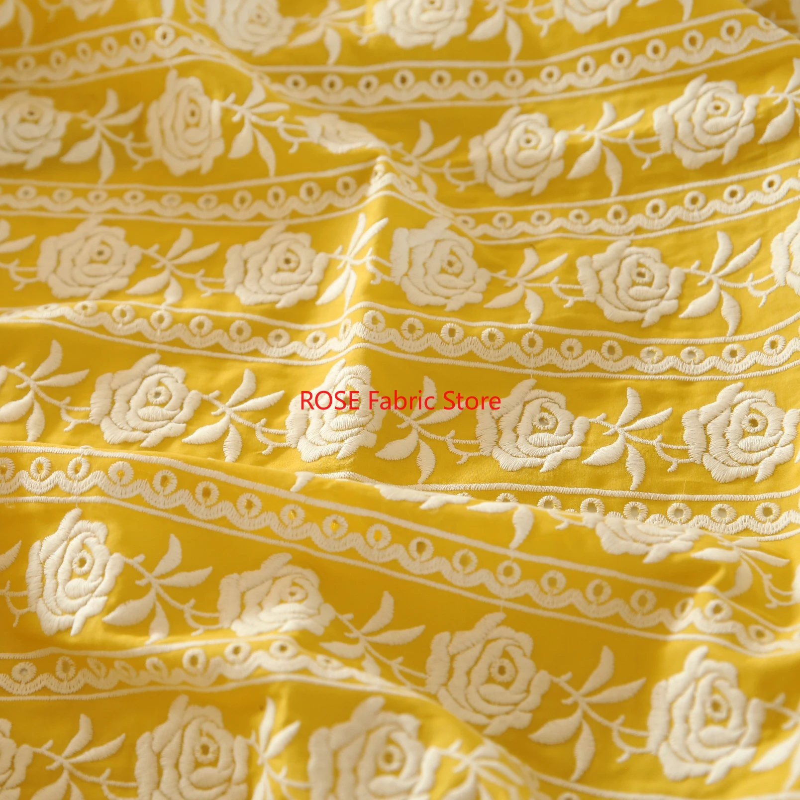 French Cotton Yellow Rose Heav - Embroidery Yellow recensie en prijs