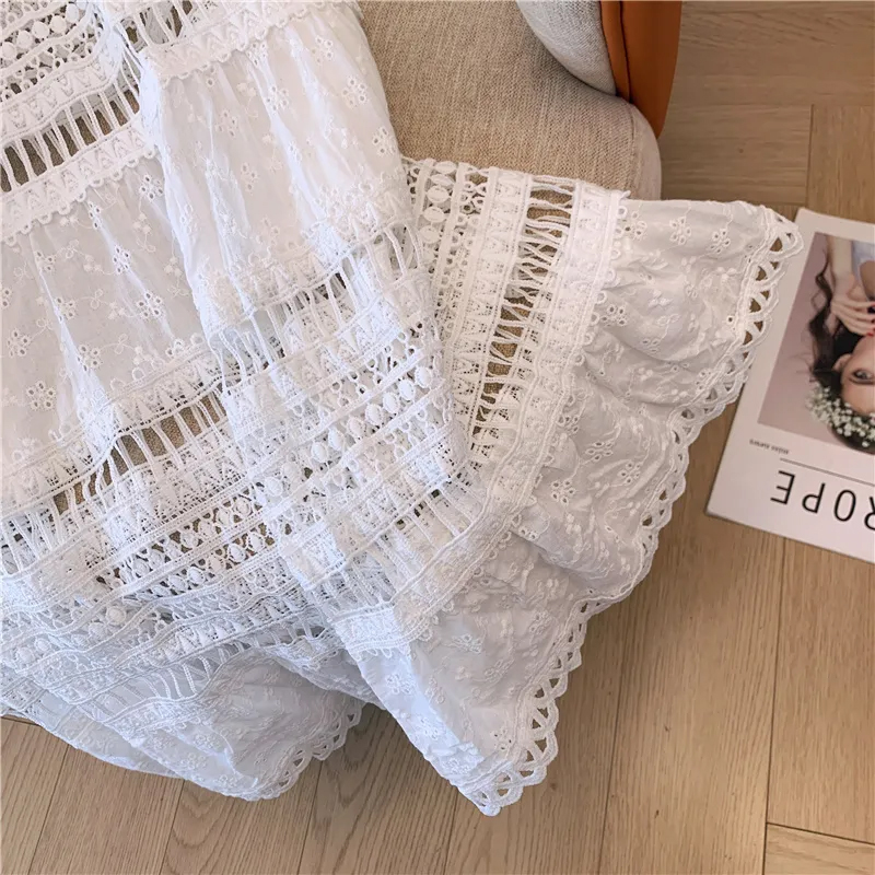 Embroidery Eyelet Cut-out Maxi - Embroidery Eyelet recensie en prijs